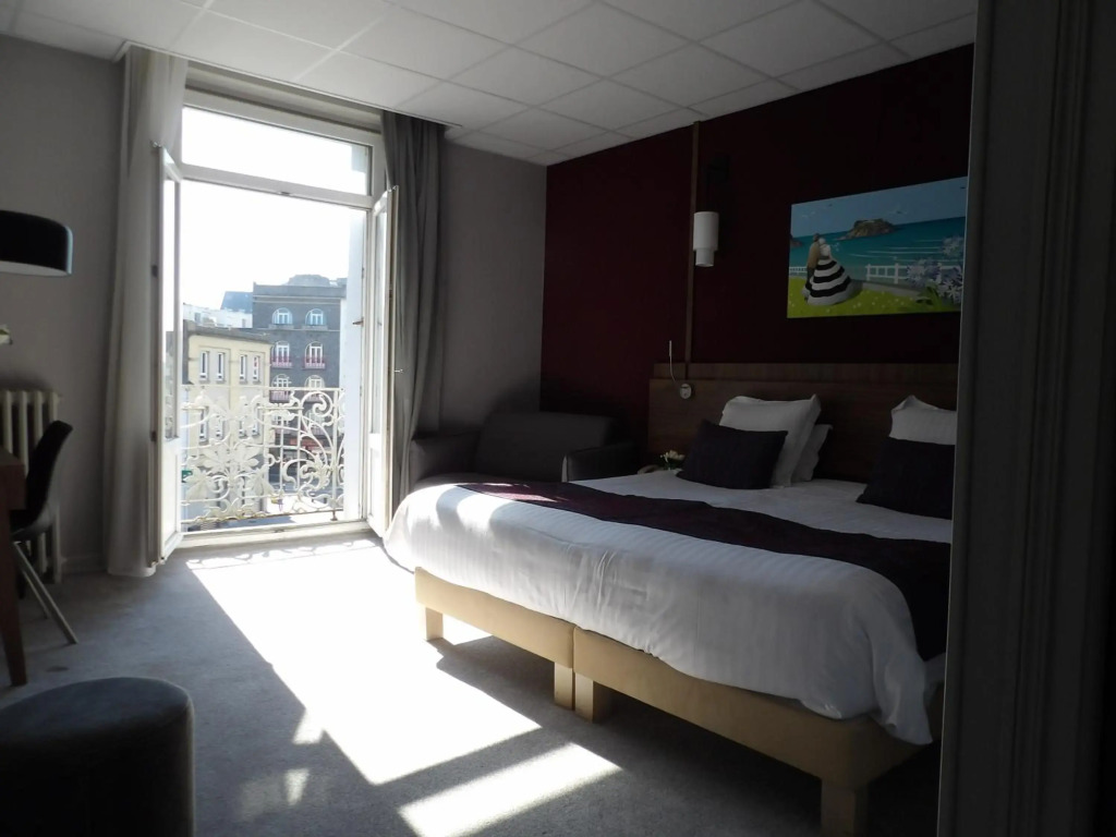 Best Western Le Duguesclin Hôtel-Restaurant