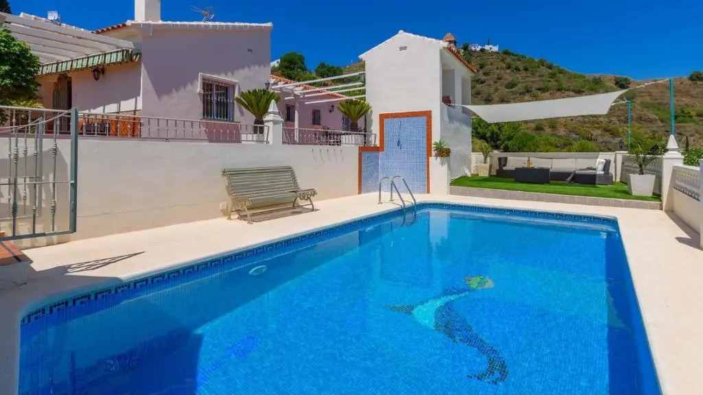 Cortijo Nieves Torrox by Ruralidays