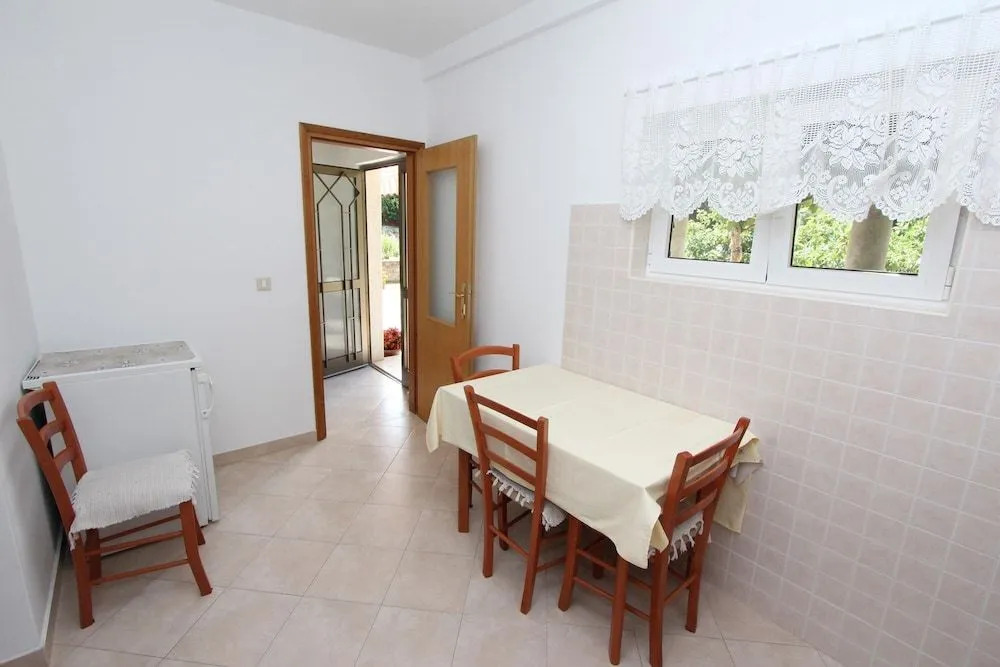 Apartment Robi