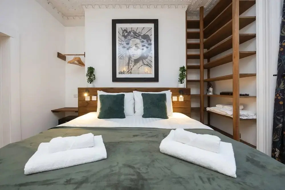 Host Stay Grafton Rustic