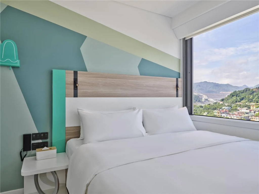 Tru by Hilton Hoa Binh City Centre