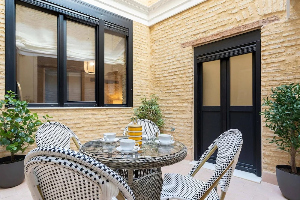 Modern Apartment in Seville Center Acetres I