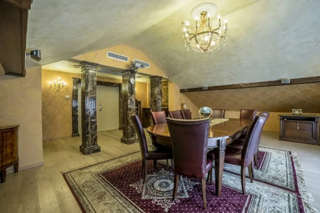 Отель и ресторан IMPERIAL (бывший Ramada)