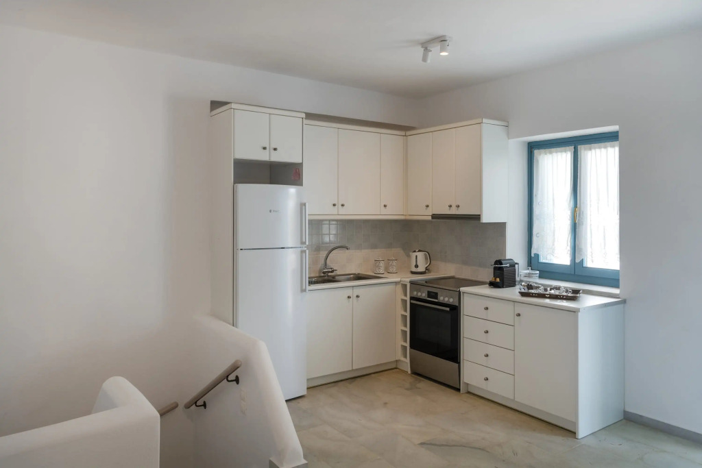 Beachside 2 bedroom Cottage