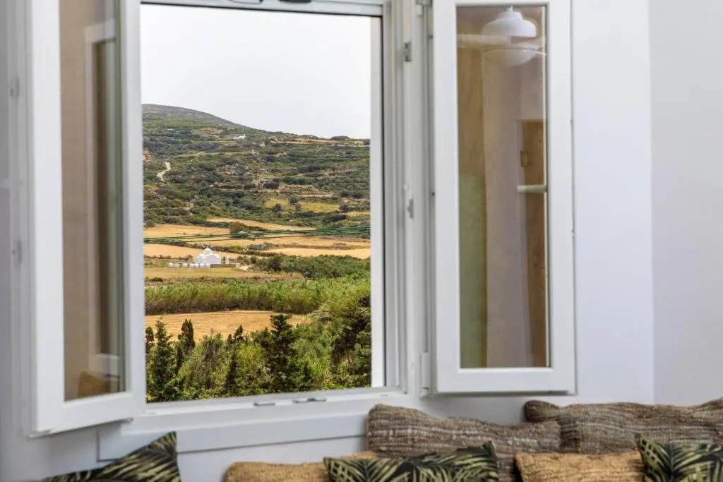 Ninemia Naxos Suites