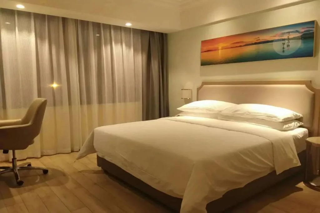 Vienna 3 Best Hotel (Guanyang Bus Station)