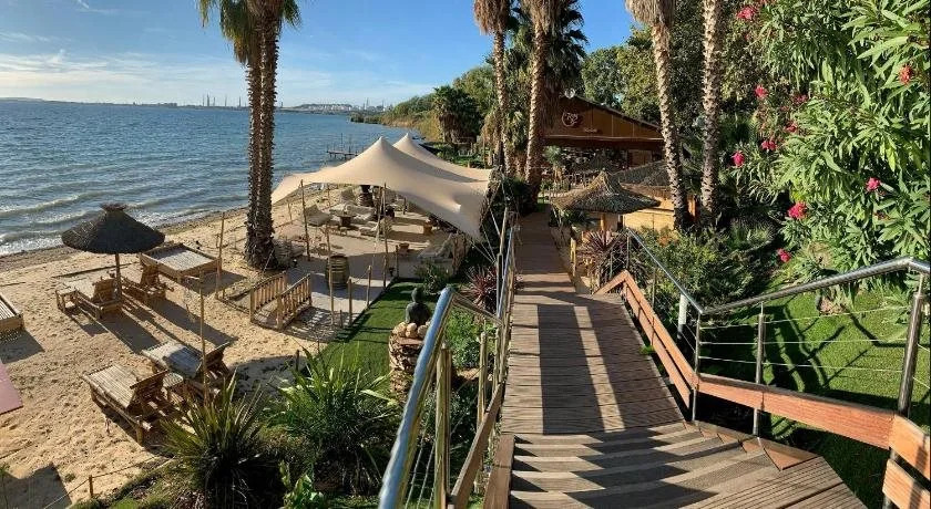 Hôtel Restaurant Le Royal Provence
