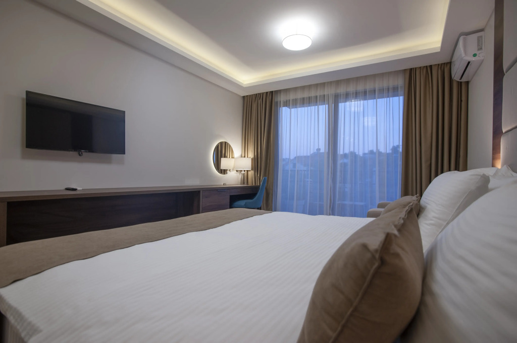Hotel Twelve by Aycon