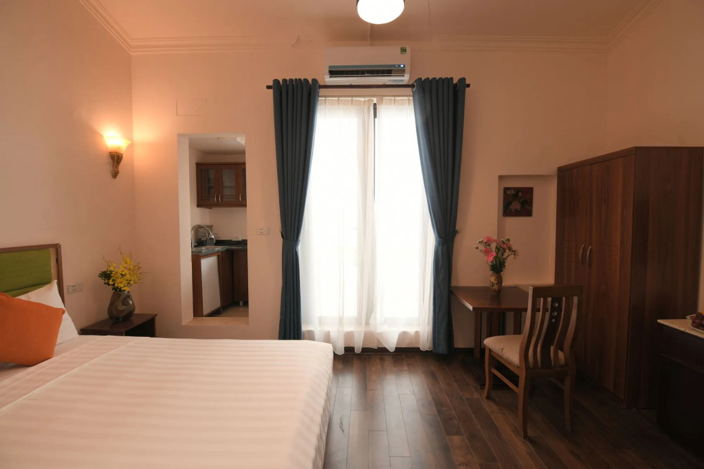 Hanoi Royal Hotel & Travel Old Quarter