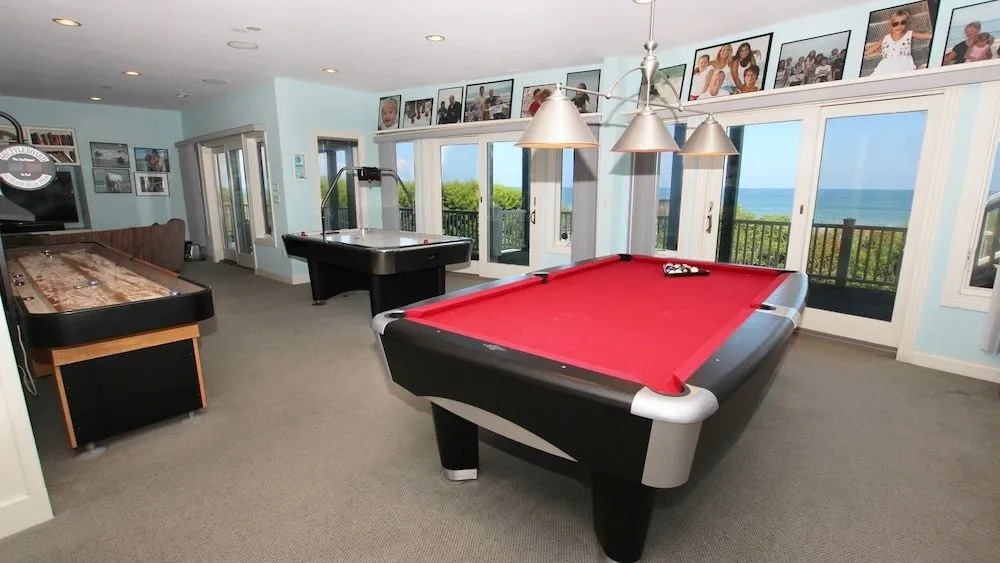Ocean Commotion - 7 Br Home