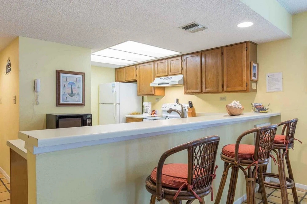 Beach View Condominium 306