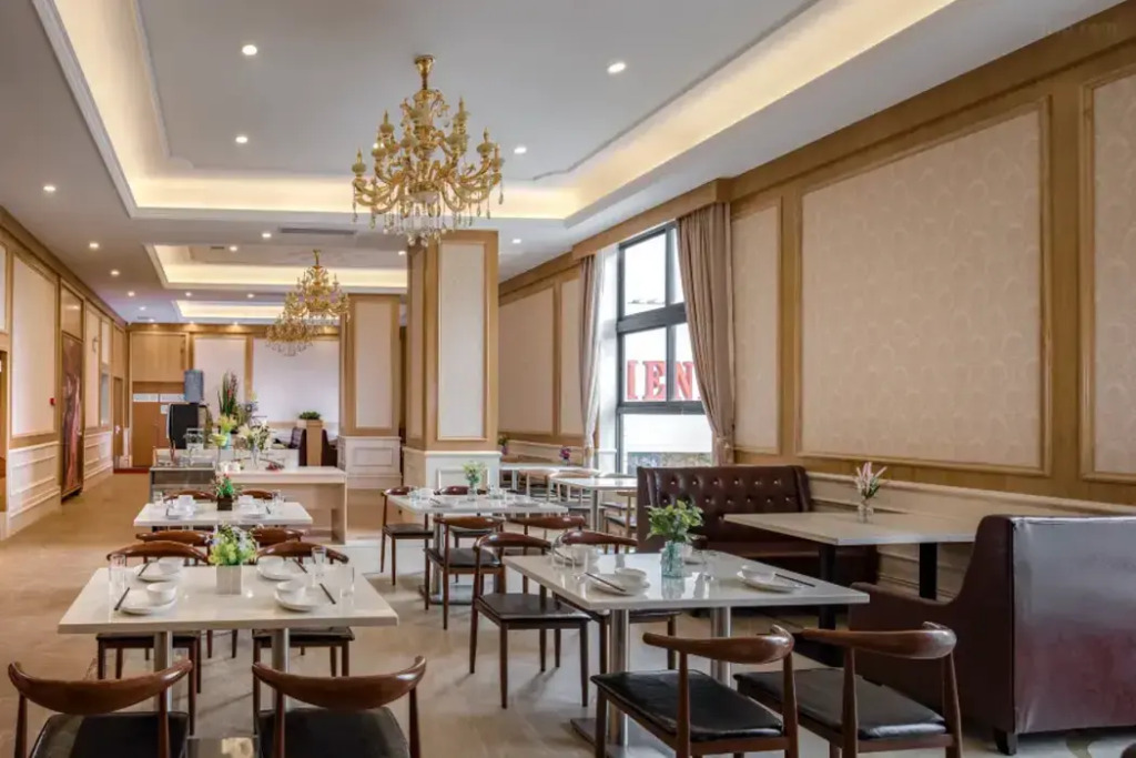 Vienna Hotel(Shenzhen Shajing Jingji Baina)