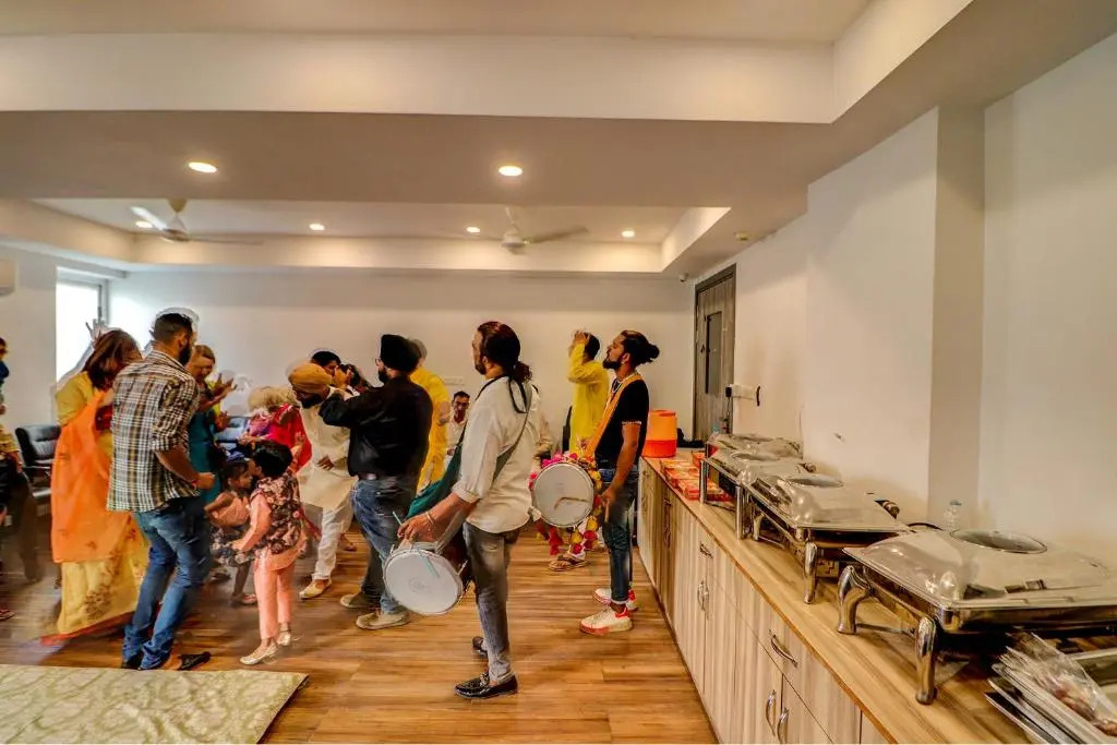 FabHotel Kirti Nagar