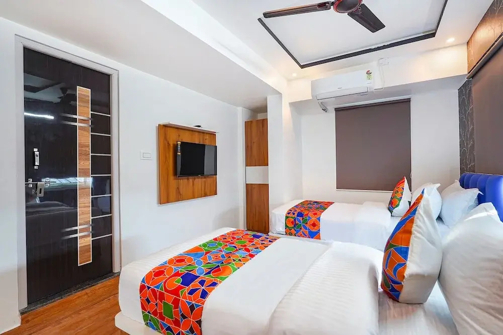 FabHotel Galaxy Heights - Nagavara