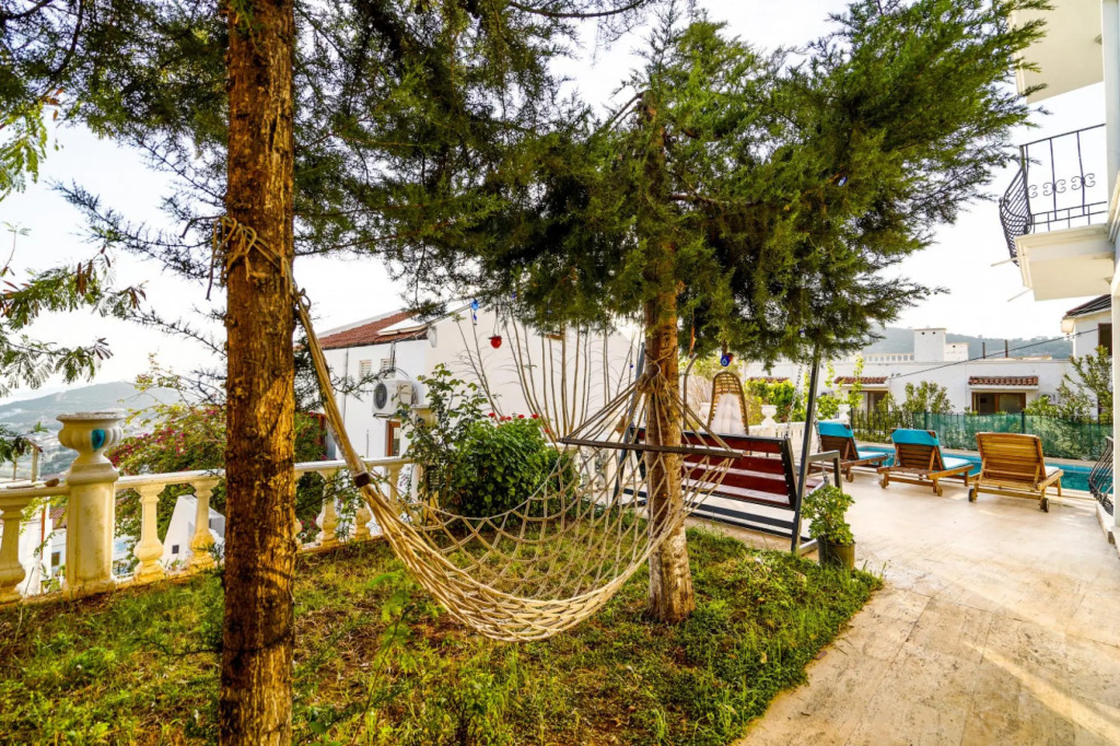 Flat with Shared Pool and Shared Backyard in Kas