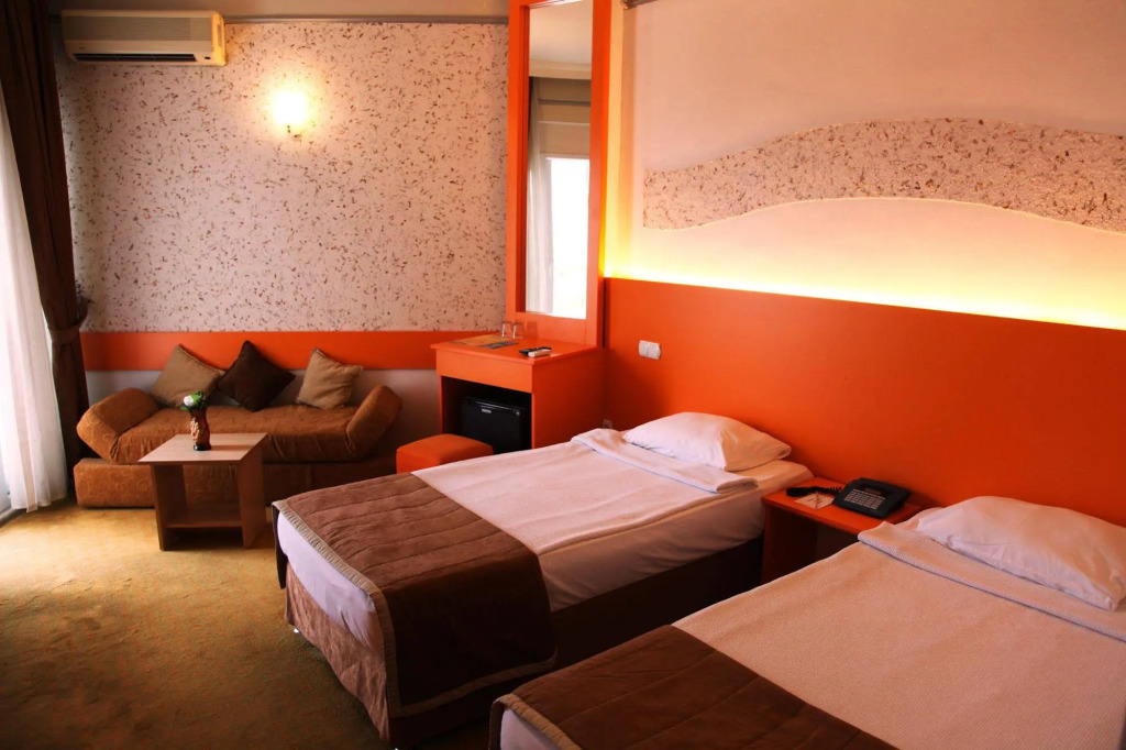 Orient Resort Hotel