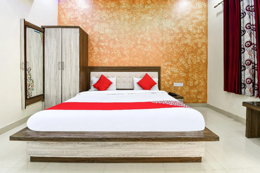 OYO 44607 Glorious Resort