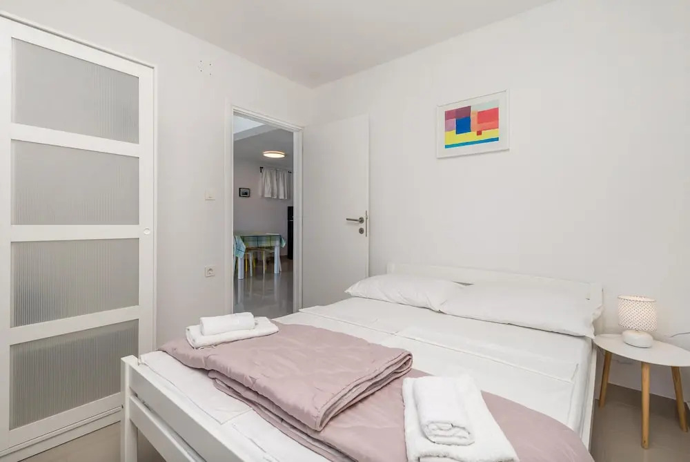 Awesome Apartment in Lukovo Sugarje With Wifi and 3 Bedrooms