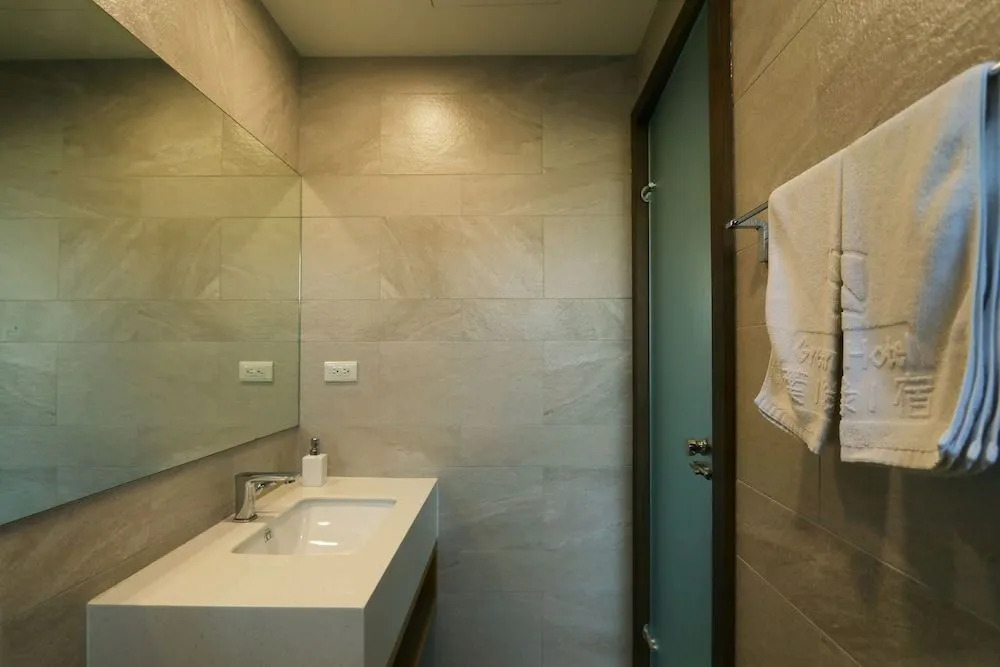 Taichung Easylazy Inn