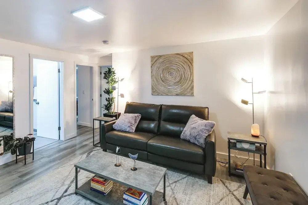 Patio & Grill: Dog-friendly Redmond Getaway!