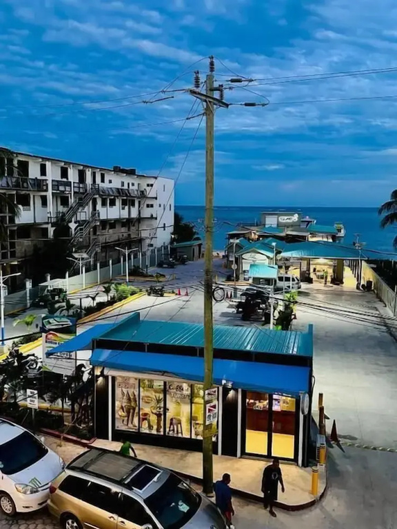 Hotel Sea Queen Suite & Golf Cart Rental