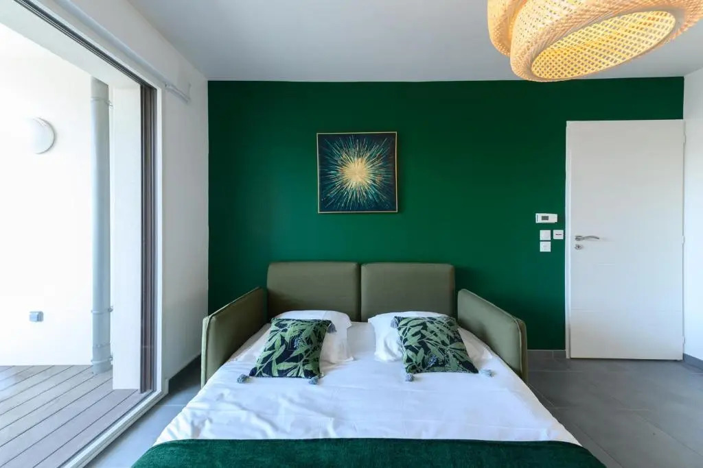 Stella Verde 3 - 2 rooms new with balcony & garage