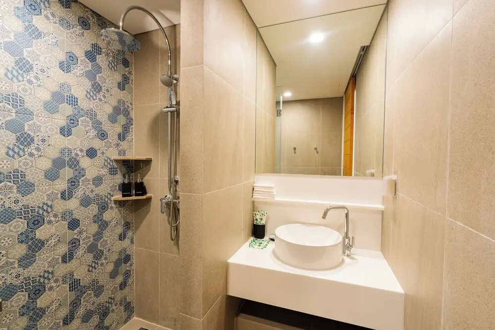 Laguna Lakeside Residences by Banyan Living