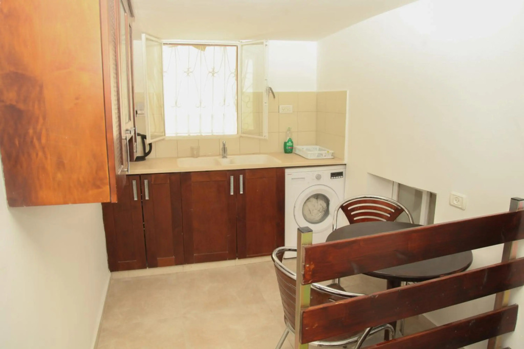 Habira Apartments