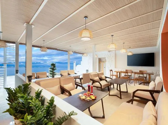 Yunyi Boutique Lake View Inn