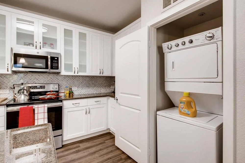 #1 Location - Fast WIFI - Work Area - 2BR/2.5 Bath - Free Parking (FV1)