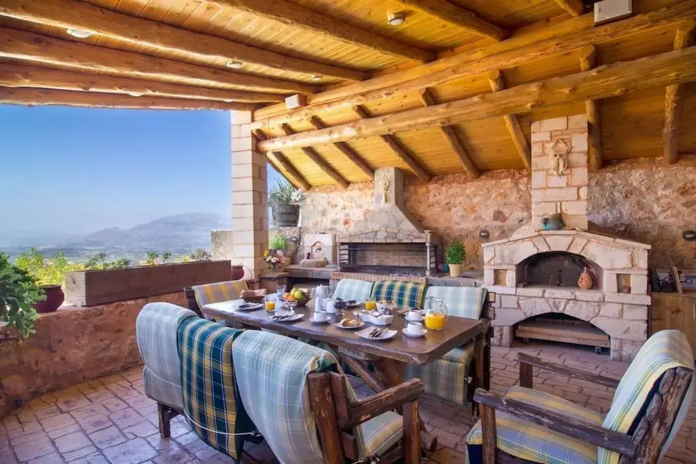 Samonas Traditional Villas Red Villa Fliskouni - 90m Maisonette