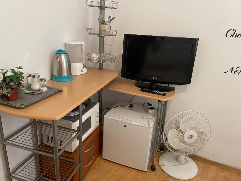 Studio Piata Amzei NR.1 (8 A)