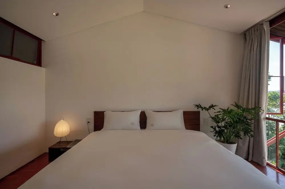 Scarlet Pavilion Homestay