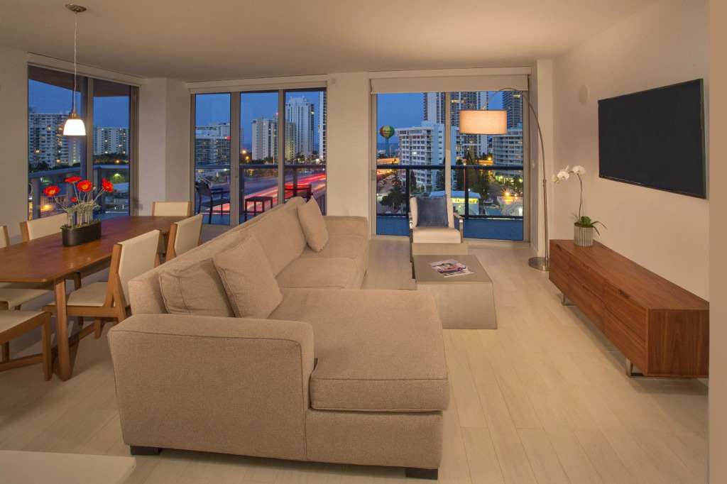 Three-Bedroom Beachwalk Resort Apartment