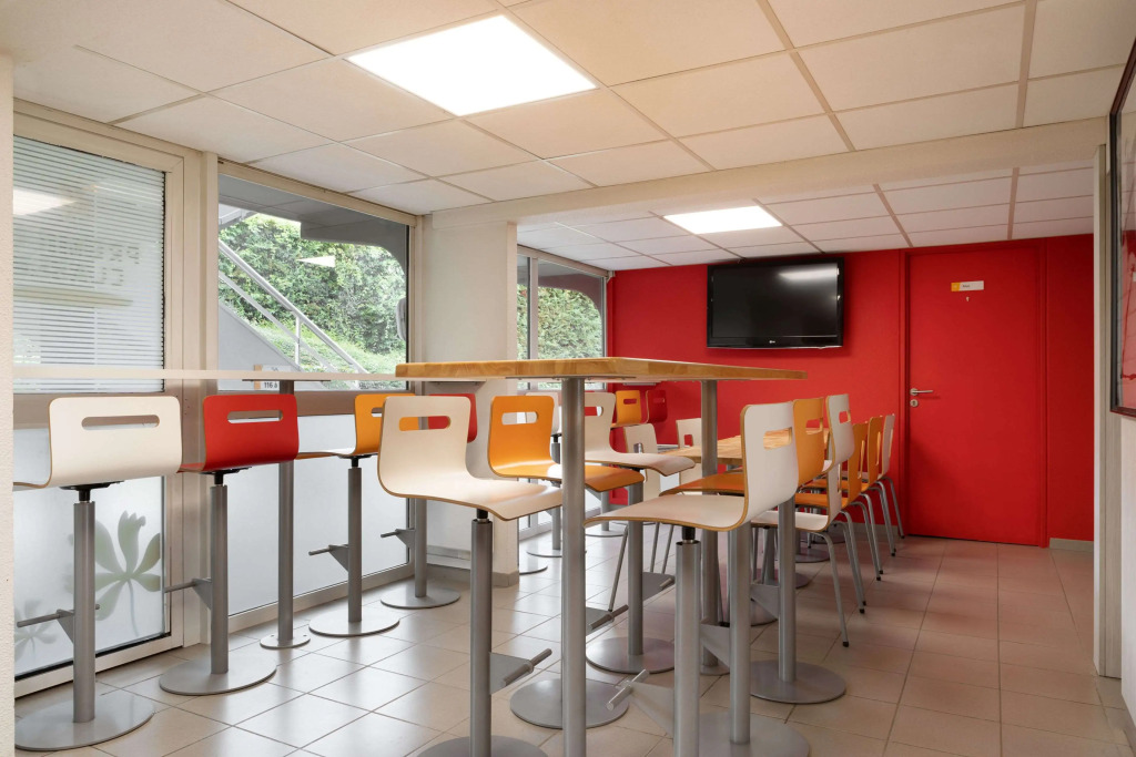 Premiere Classe La Ville Du Bois
