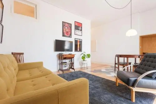 Feels Like Home Bica Modern Flat with View