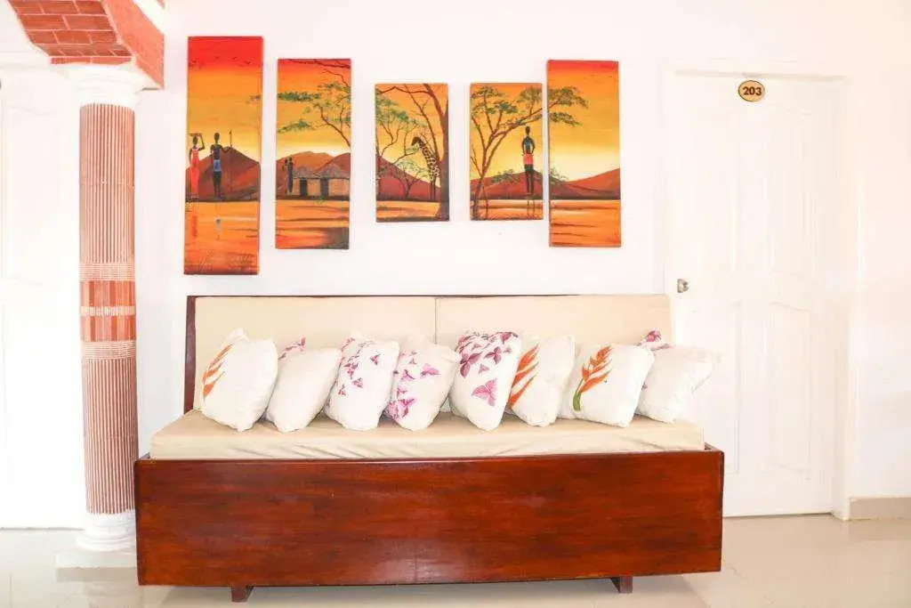 Hotel Jardines Evans By GEH Suites