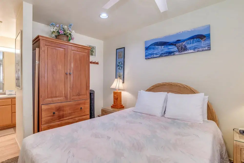 Maui Sands #5g 2 Bedroom Condo by RedAwning