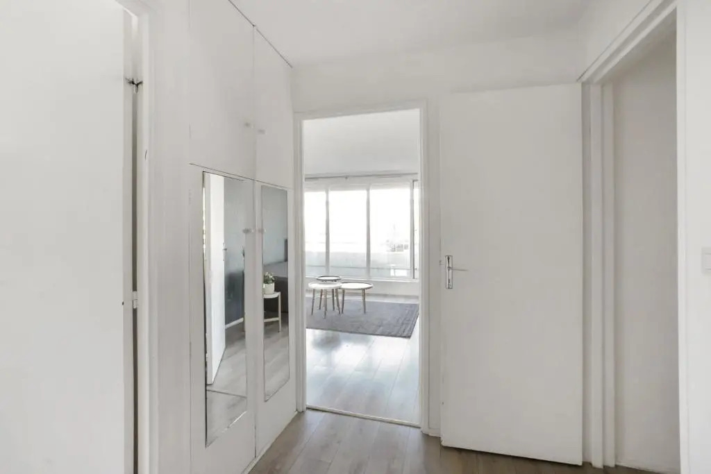 Large and bright flat 4 min walking to Paris La Défense Arena - Welkeys