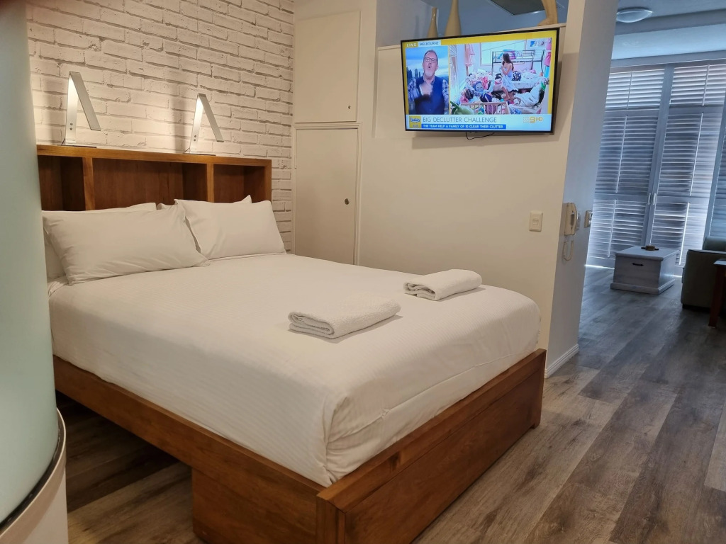 Grand Palais Boolarong Beachside Apartments