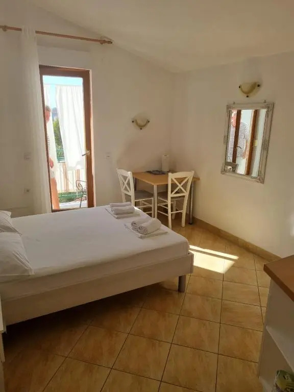 Apartmani Toni Poce