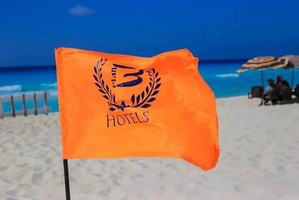 Plan B El Montazah Hotel