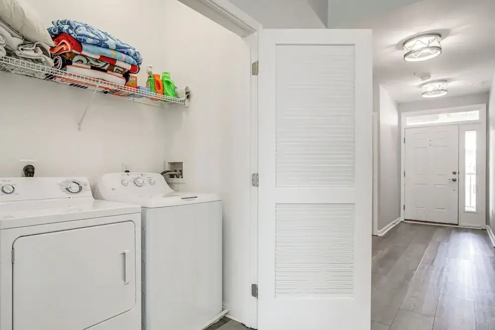 Pool, Beach Access! Canal-front Ocean City Gem