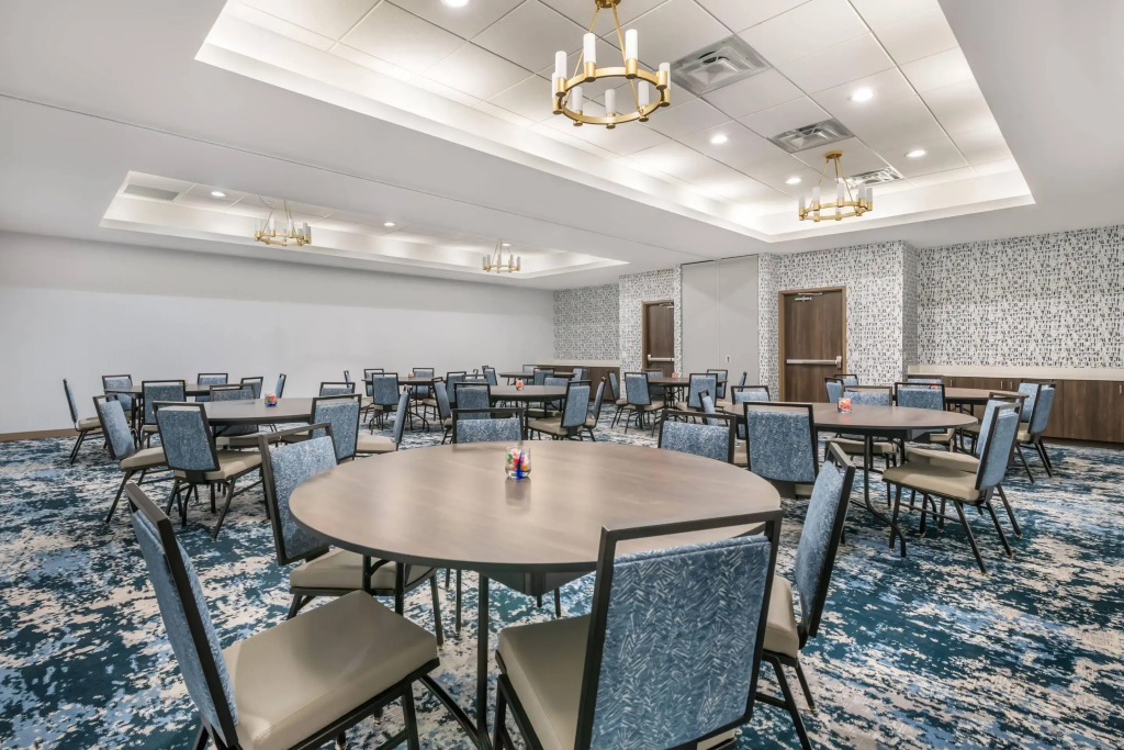 Cambria Hotel Tampa-Brandon