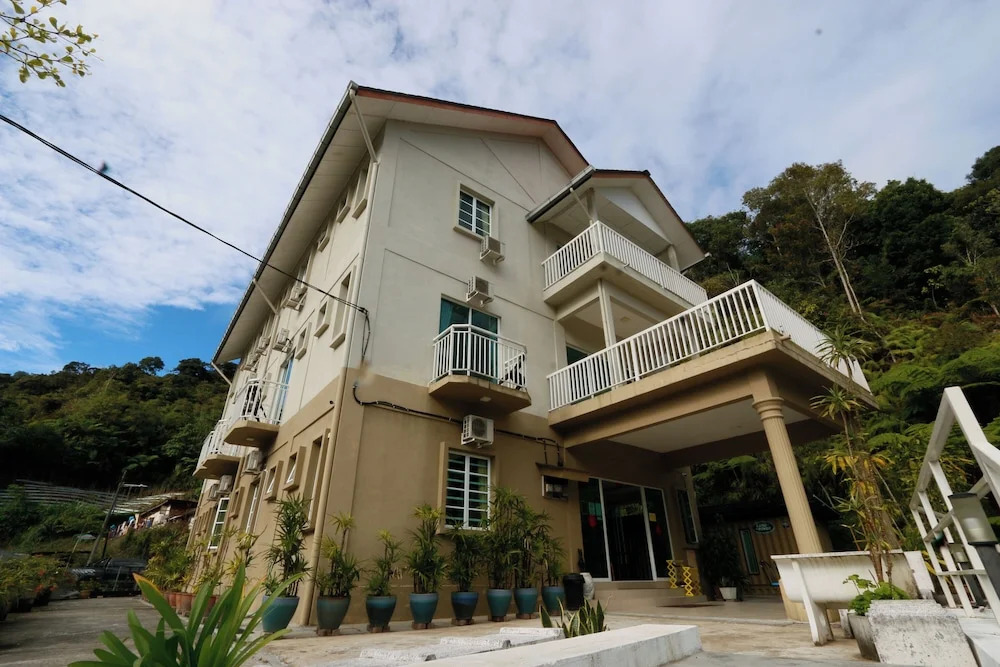 Swing & Pillows - Golden Lodge Tanah Rata, Cameron Highland
