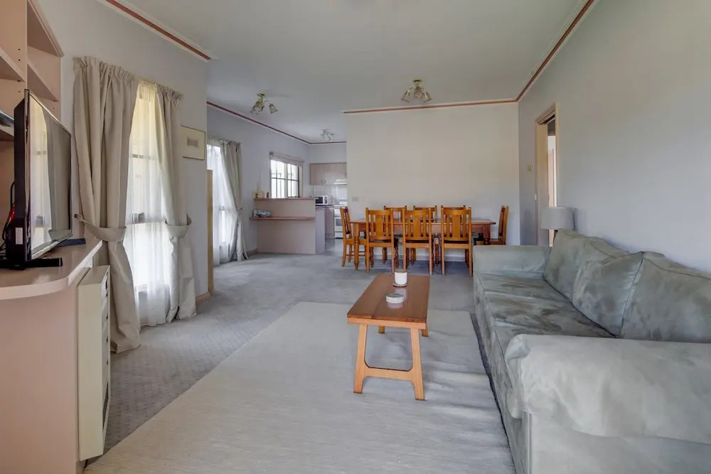 Avalon Cottage