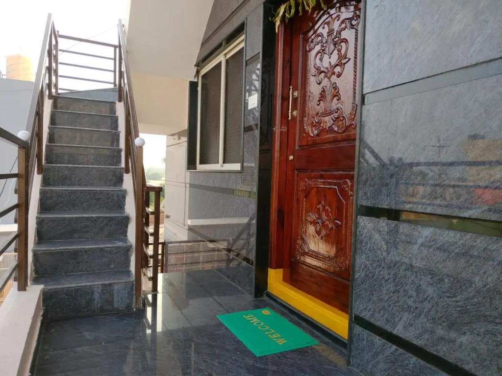 Vijayanagara Home Stay