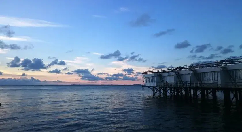 Дом Над Водой