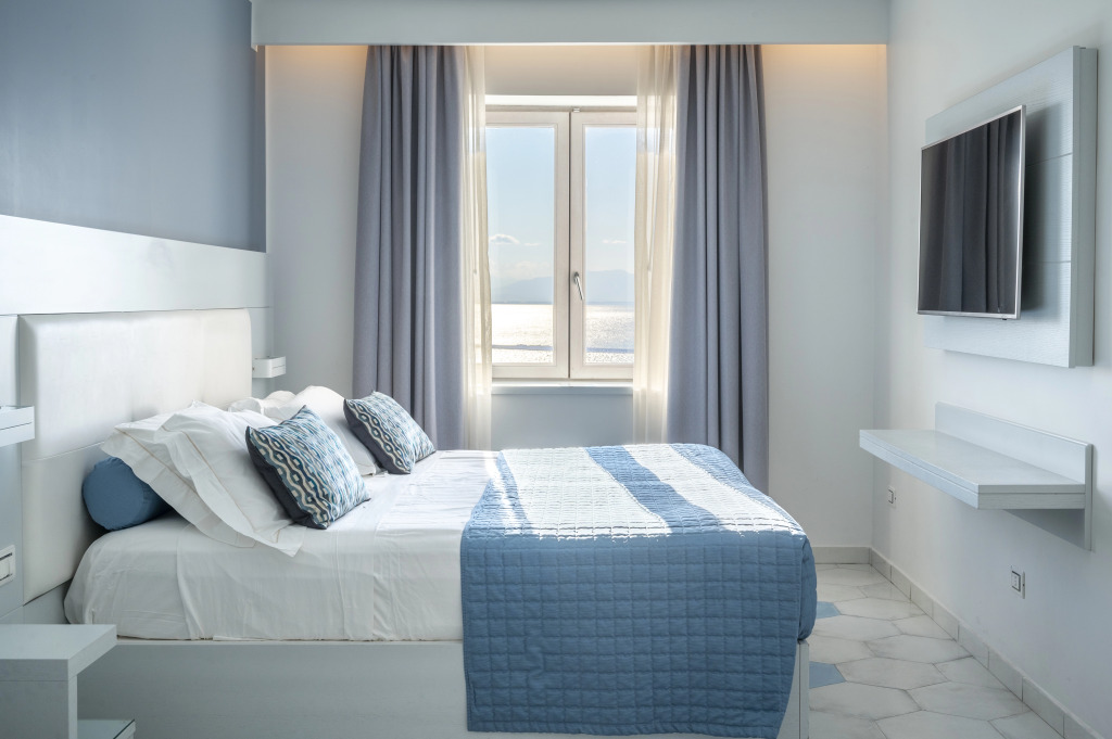 Lloyds Baia Hotel
