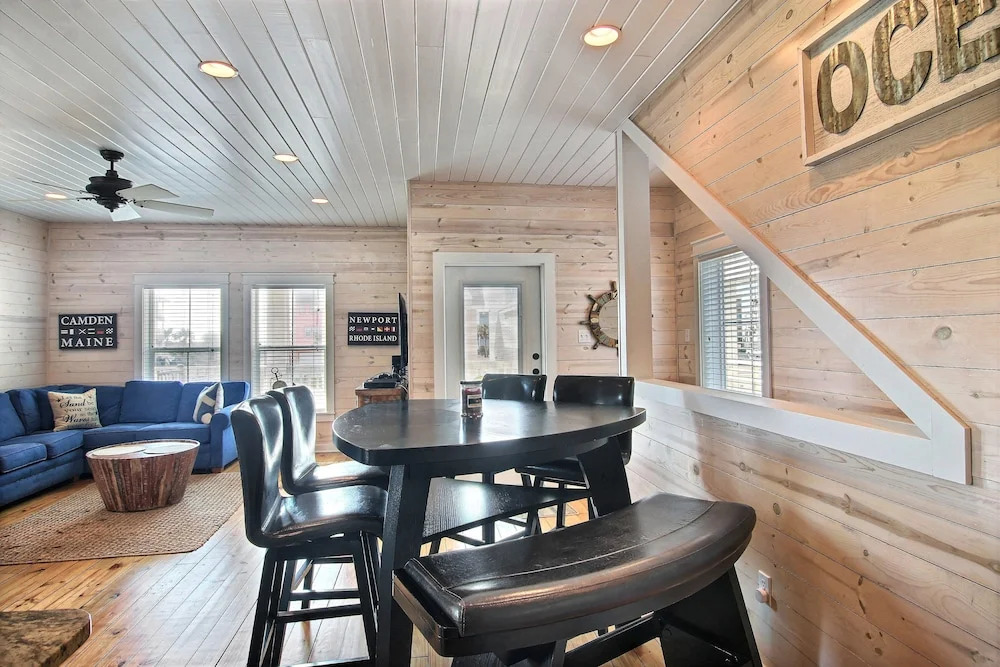 Fin and Feather by Silver Sands Vacation Rentals